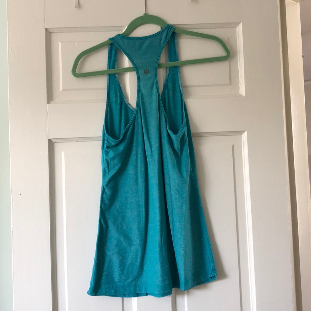 Lululemon tank